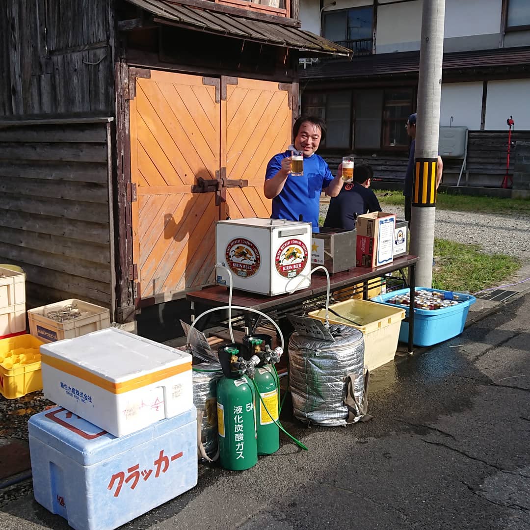 晴れて良かった～️
宇佐美小路青年会のみなさま、毎年ご苦労さまです。
ビールサーバー３台体制準備完了～️